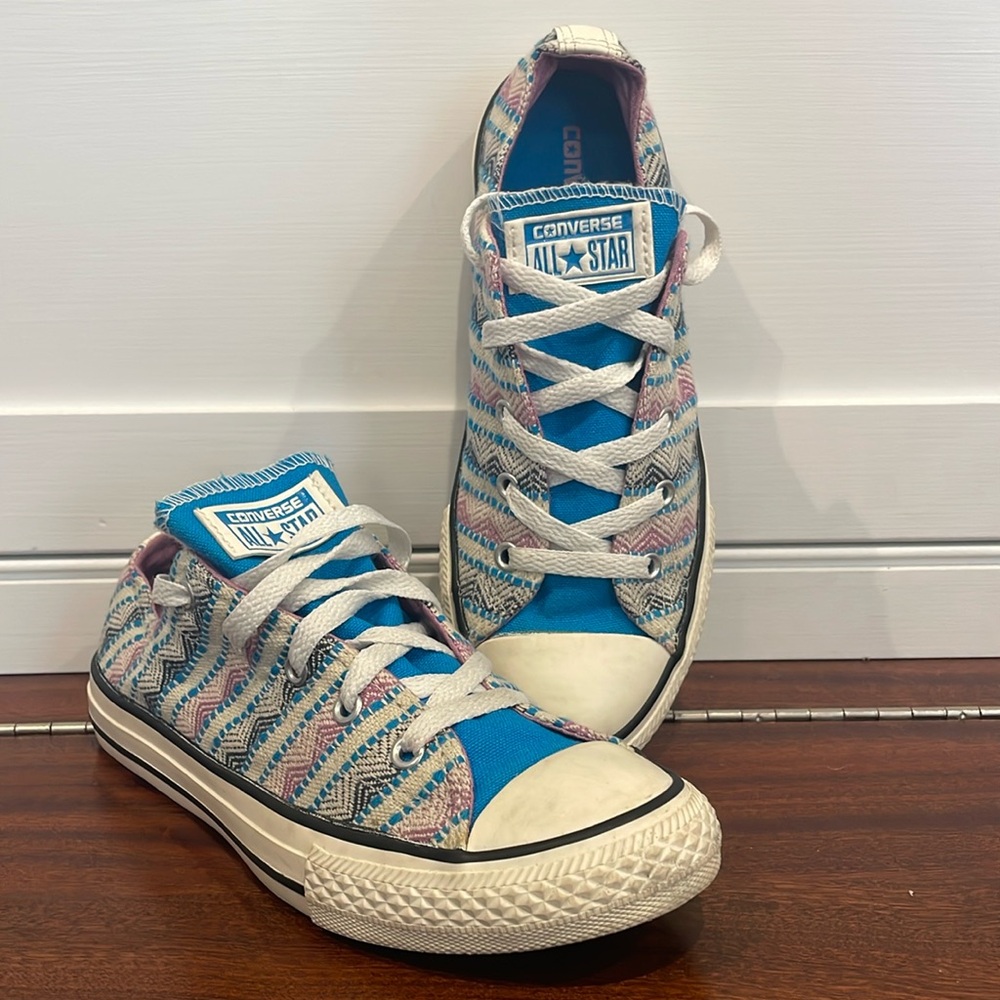 Converse Junior All Star Ox Tribal Girls Canvas Shoes, size 4